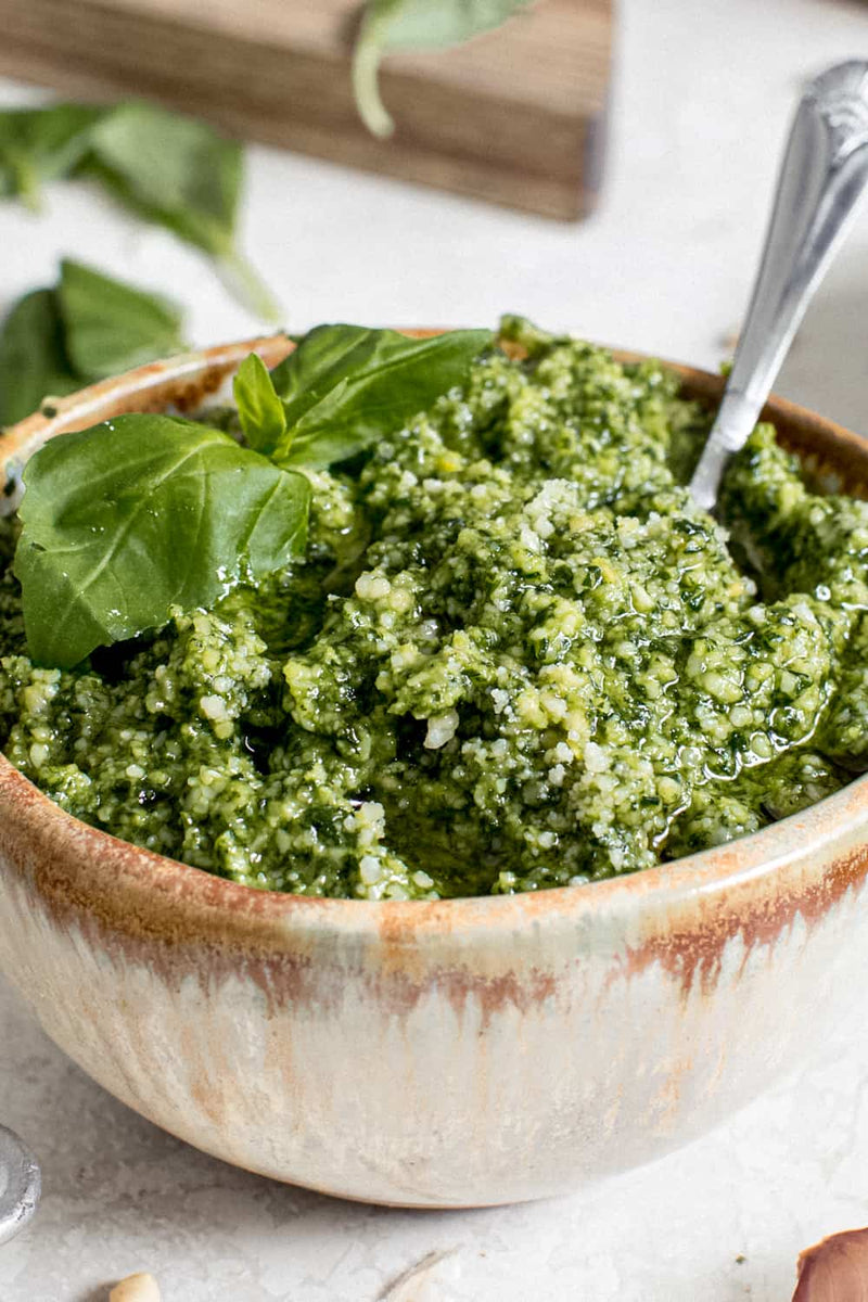 The BEST Homemade Pesto Sauce – Venagredos