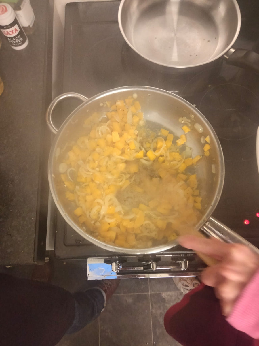 Creamy pasta with squash and Lemon Tart - Everyone’s kitchen &ndash; Venagredos