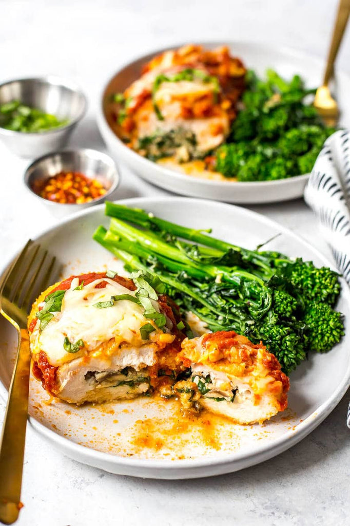 Easy Spinach Stuffed Chicken Roll Ups