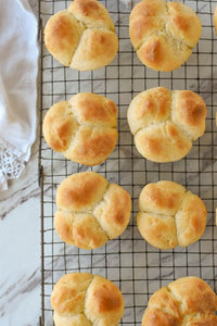 Buttery yeast rolls you can pull apart