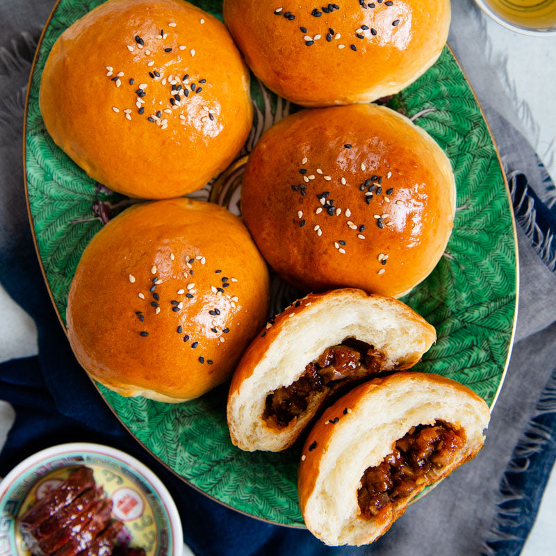 Baked char siu bao (叉燒麵包) are classic pastries from Chinese bakerie