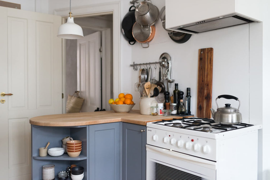 27 of Our Most Brilliant Tips for Organizing a Small Kitchen on a Budget
