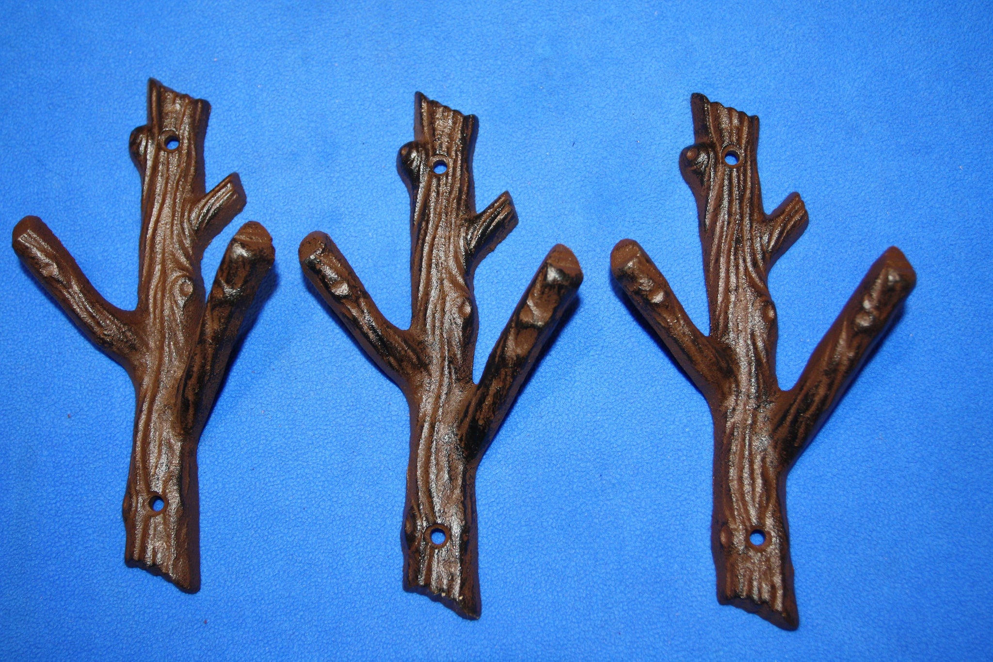 3) Country Cabin Theme Bathroom Decor, Tree Branch Towel Hooks, Cast Iron, 7 1/2&quot; tall, Set of 3, H-42